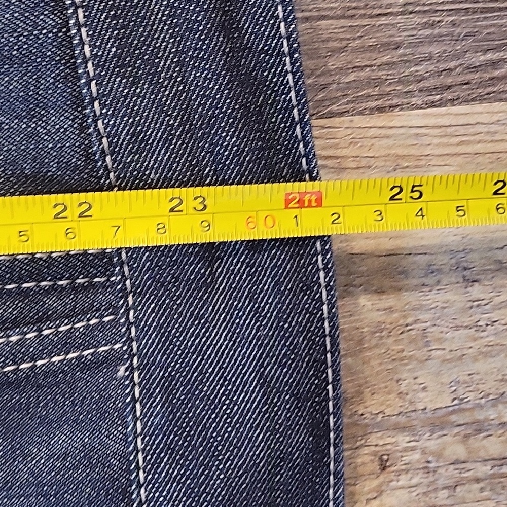 Levi's Men's 1990s Relaxed Fit Trucker  Dark Blue Denim Jacket - Picture 12 of 14